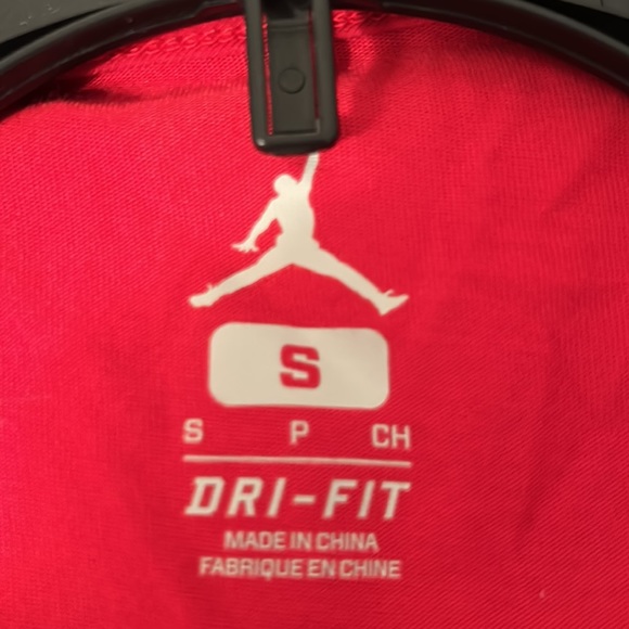 Men’s Michael Jordan shirt - Picture 7 of 7